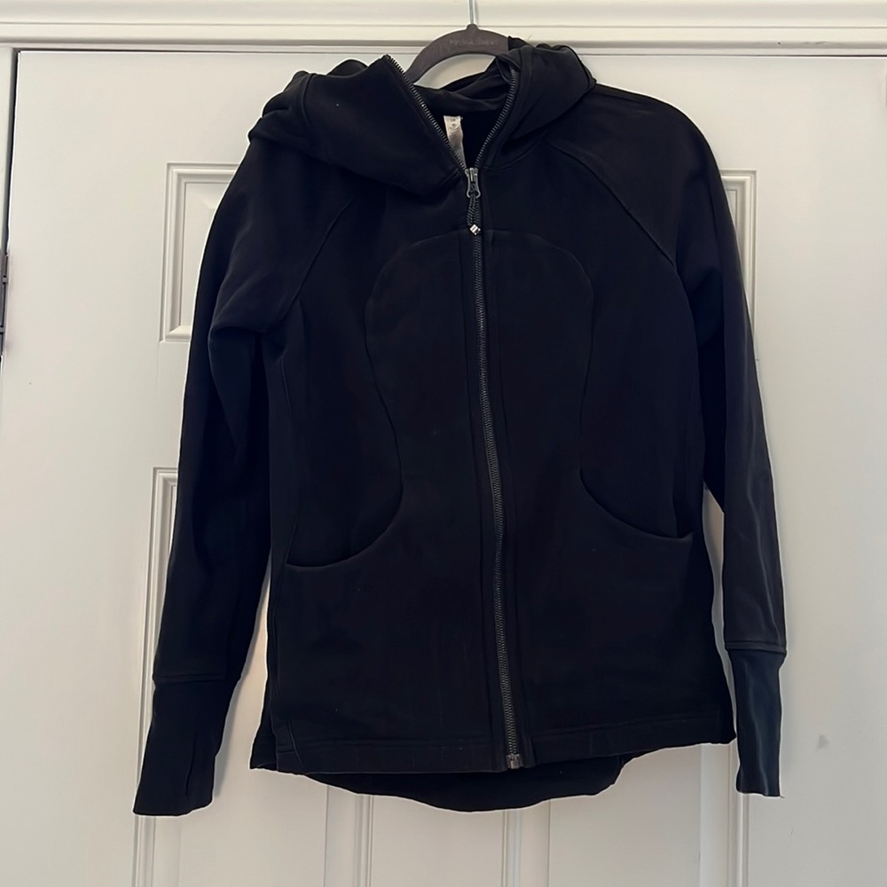 Lululemon size 10 black zip up sweatshirt